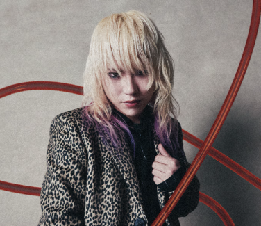 手越率いるT.N.Tのベーシスト　FURUTATSUさん